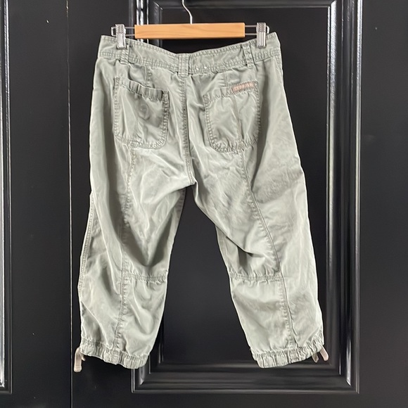 Calvin Klein cropped pants - Picture 2 of 4